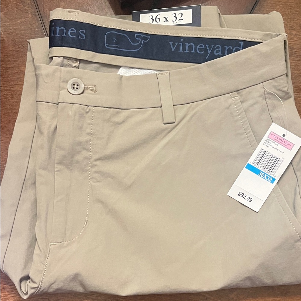 Vineyard Vines Men's Khaki Chinos